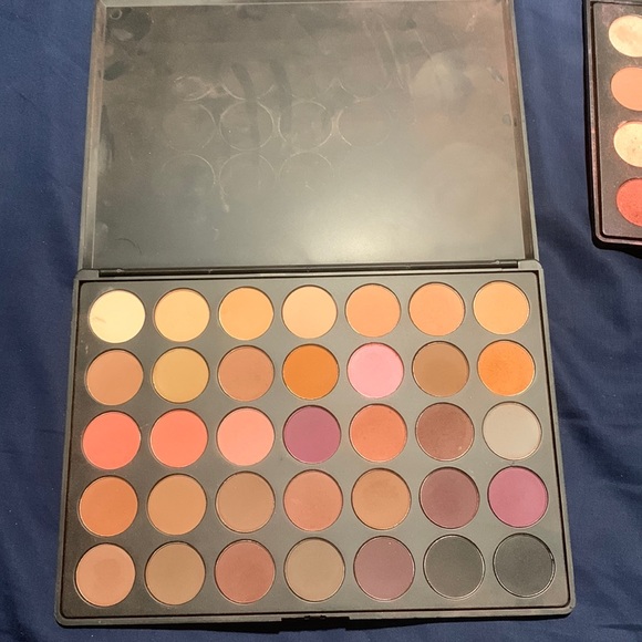 Other - Morphe pallete | Eyeshadows | Eyeshadow Pallet, Makeup | Neutral Eyeshadows
